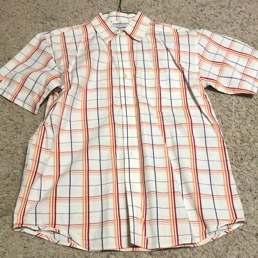 Plad button up
